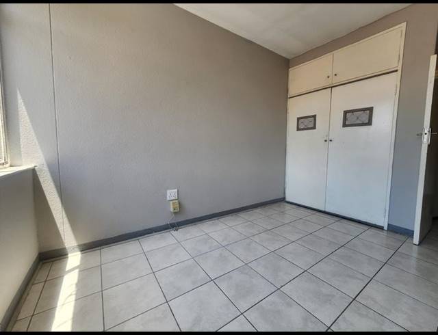 3 BEDROOM APARTMENT FOR SALE IN NEW REDRUTH